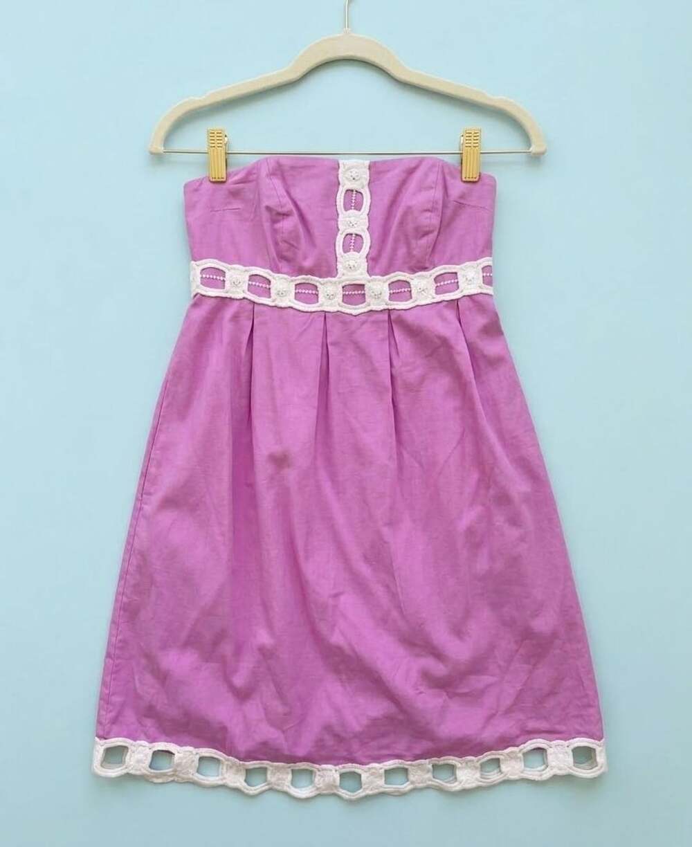 Lilly Pulitzer Strapless Dress Size 2 Pink Crochet Beaded Trim fully lined